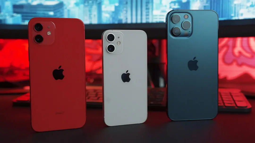 iPhone Duo: Apple lansează primul telefon cu două aplicații simultan pe ecran