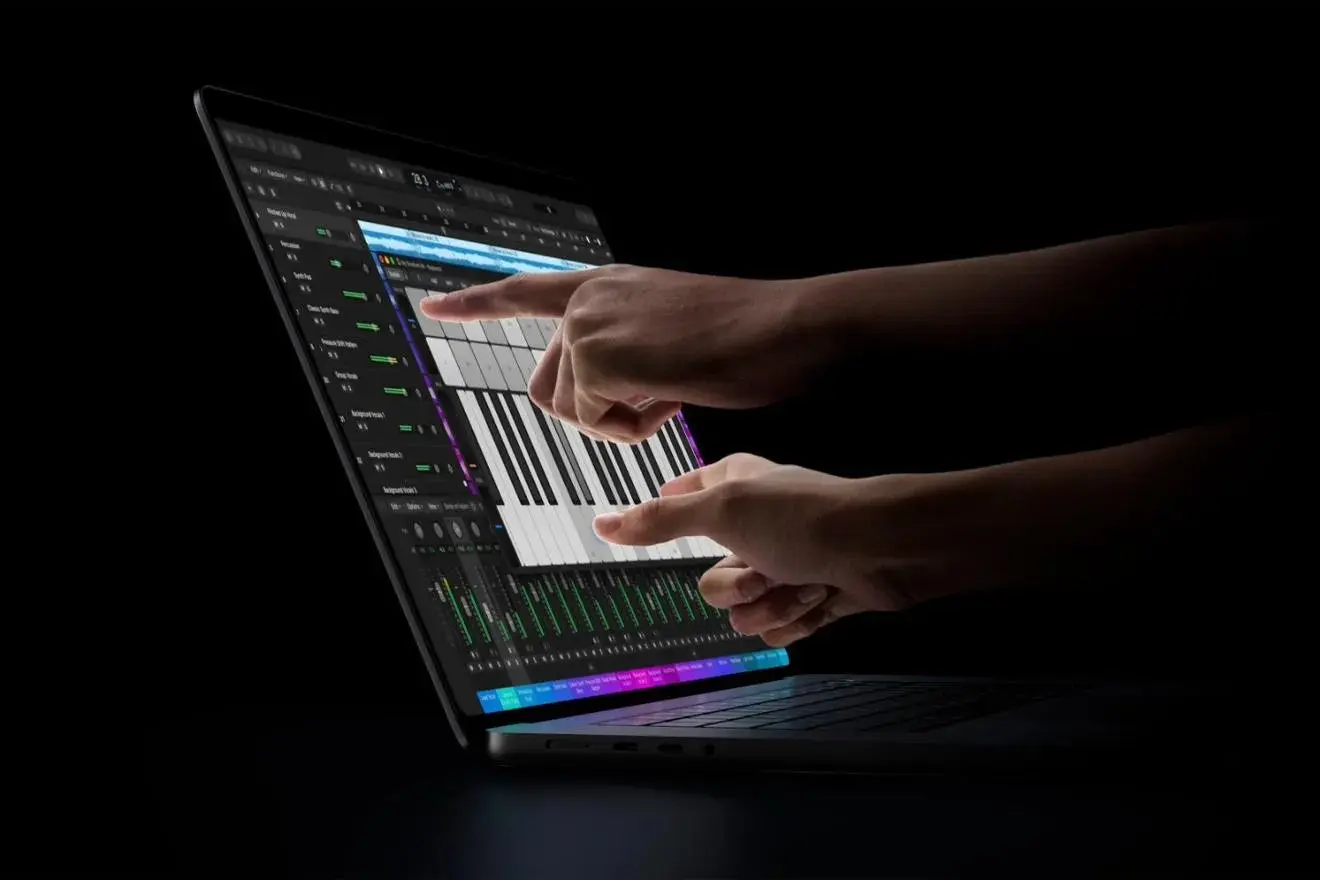 MacBook Pro cu ecran tactil: prețuri și specificații M5 Pro și M5 Max