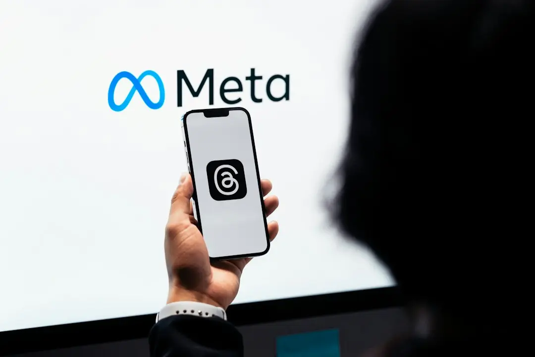 Meta menține o echipă specializată pentru cooperarea cu autoritățile